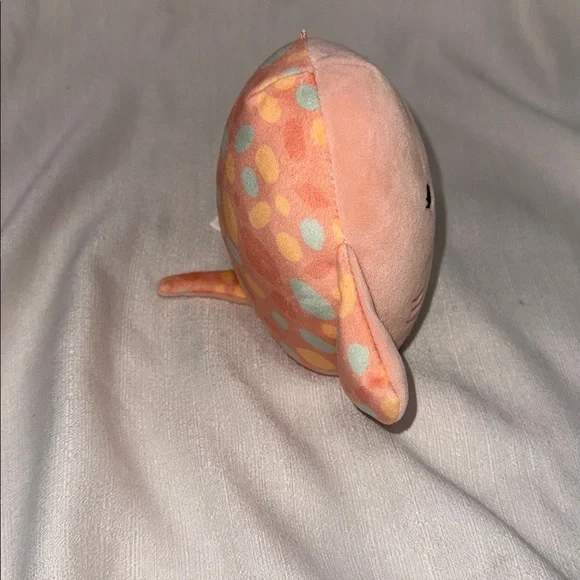 Original Squishmallows Stingray - Picture 2 of 5